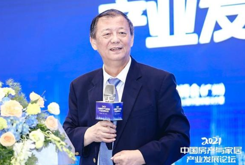 7月20日，姚景源出席“第23届中国建博会（广州）”